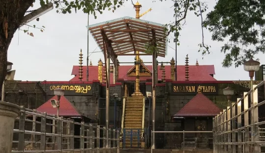 Sabarimala_temple_full_view1